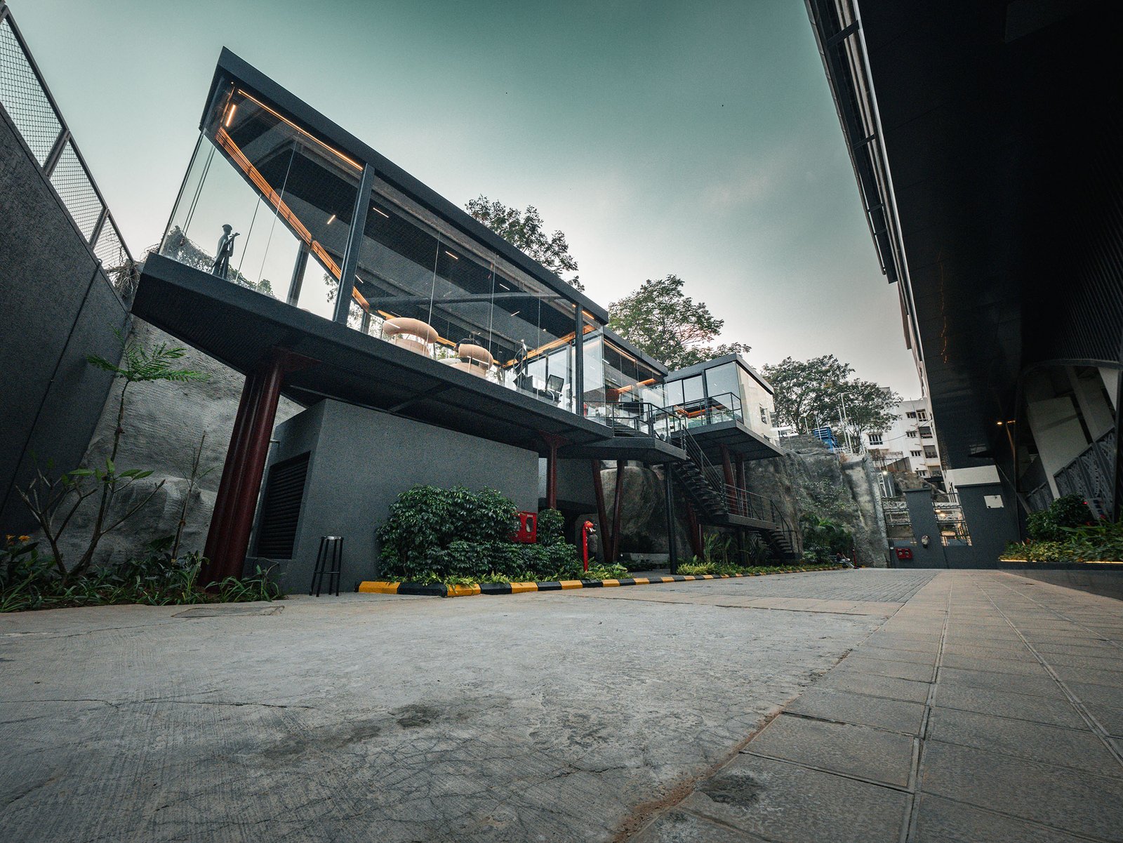 Office Space - (4,000 Sq.ft)